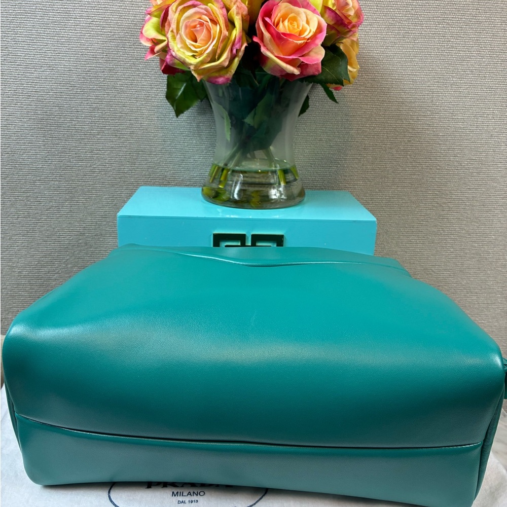 NWT Prada Nappa Leather Pavone Green Signaux Sacca Shoulder Bag - Retail $3500 - Picture 8 of 14